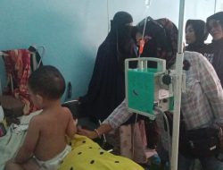 Laskar Banua Berneo Kotabaru Jenguk Warga di RSUD Pangeran Jaya Sumitra