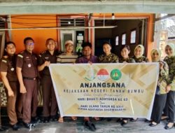 Kejari Tanah Bumbu Anjangsana ke Purna Adhiyaksa di Kotabaru