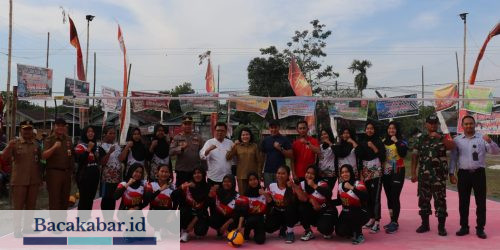Bupati Pulang Pisau Buka Turnamen Tarkam Bola Voli di Maliku