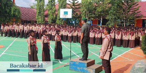 Danramil 1022-04/Satui Pimpin Upacara Peringatan Hari Pramuka Ke-62 Tahun 2023