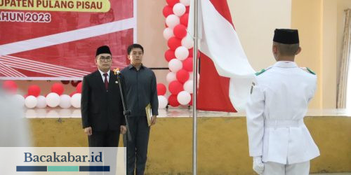 Sekda Pulang Pisau Kukuhkan Paskibraka Tahun 2023
