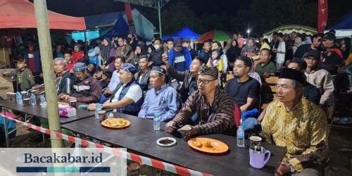 Muda Berguna Prakarsai Pagelaran Kuda Lumping di Balirejo