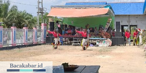 Antusias Warga Manggala Permai Saksikan Pagelaran Kuda Lumping