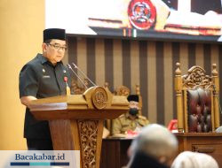 Jawaban Bupati Tanbu Atas Pandangan Umum Fraksi Terhadap 3 Raperda