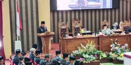 Bupati dan Ketua DPRD Tanbu Tandatangani KUA dan PPAS 2024