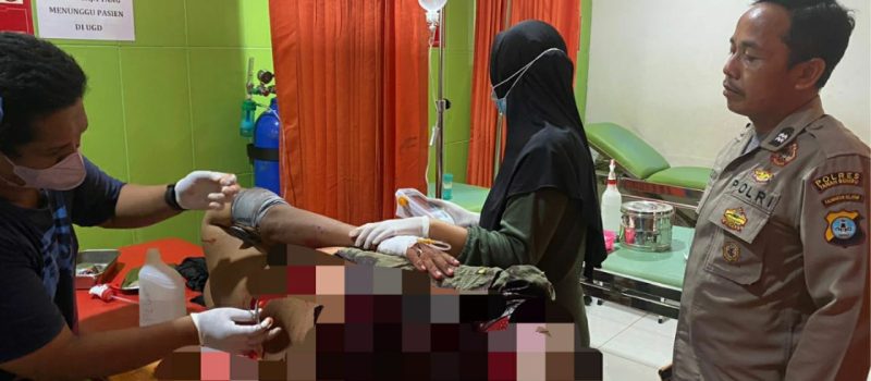 Duel Penjual Pentol Vs Tukang Parkir di Satui