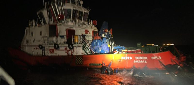 Kapal Harbour Tug Patra Tunda Terbakar, 1 Orang Tewas