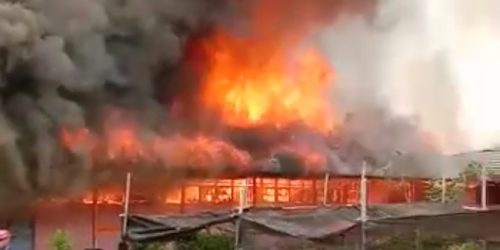 SMP Negeri 4 Kapuas Hangus Terbakar