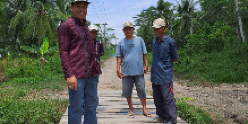 Bardiansyah: Jembatan dan Infrastruktur Desa Terusan Raya Hulu Perlu Perhatian Khusus