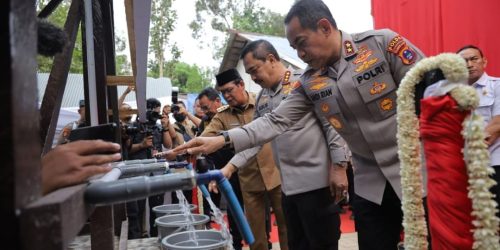 Wakapolri Resmikan Sumur Bor di Desa Balau Banjar