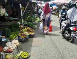 Dewan Angkat Bicara Soal Penataan PKL Jalan Mawar Kapuas