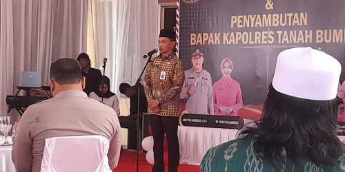 Sekda H. Ambo Sakka Hadiri Pisah Sambut Kapolres Tanah Bumbu