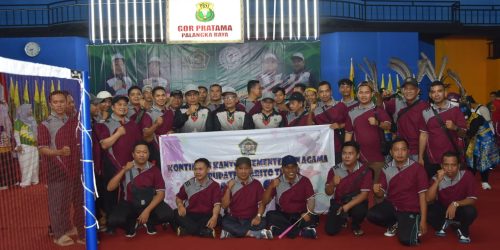 Hadiri Pembukaan Kanwil Kemenag Cup, Ahmadi Kobarkan Semangat Tim Barito Timur