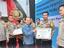 Polres Kotabaru Terima Penghargaan Ombudsman RI
