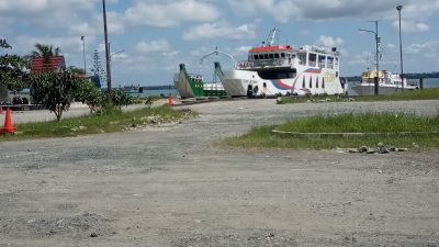 Hari Pertama Masuk Kerja, Lalu Lintas di Pelabuhan Ferry Stagen Lengang