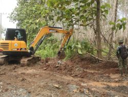 Hari Pertama Satgas TMMD ke-120 Buka Jalan Baru