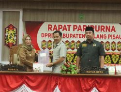 Pj Bupati Pulang Pisau Sampaikan Dua Raperda dan LKPJ Tahun 2023