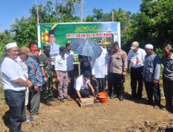 Pj Bupati Kapuas Letakan Batu Pertama Pembangunan Masjid Agung Palingkau