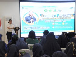 Pj Bupati Kapuas Hadiri Seminar Parenting