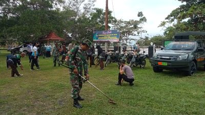 Rangkaian HUT ke-66 Kodam VI/Mulawarman, Kodim Tanah Bumbu Bersihkan Taman Makam Pahlawan