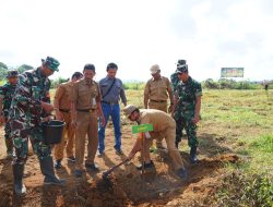 Sambut HUT ke 66 Kodam VI/Mulawarman, Kodim Tanah Bumbu Tanam 100 Pohon di Desa Sarigadung