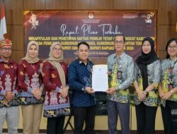 KPU Kapuas Gelar Pleno Penetapan DPT