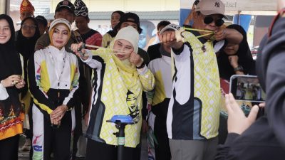 Pekan Olahraga Rakyat Paman Birin dan Acil Odah Sumbang Hadiah Umrah