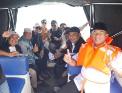 Paslon H. Rusli – Syairi Seberangi Lautan, Serap Aspirasi Warga Pulau Kerayaan