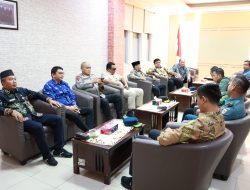 Bupati Tanbu Hadiri Sertijab Kepala BPK Kalsel