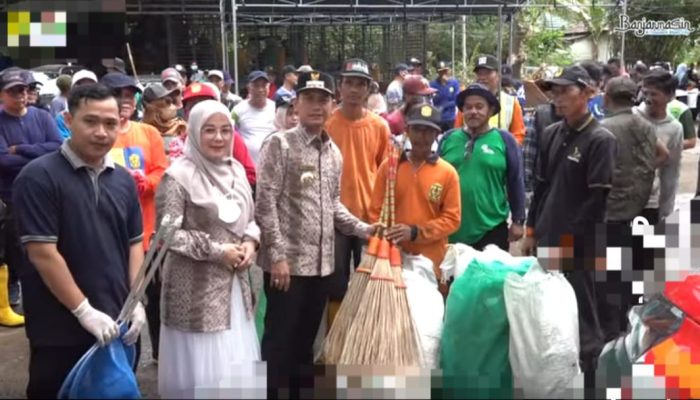 Wali Kota Banjarmasin Pimpin Gotong Royong Perbaikan TPA Basirih
