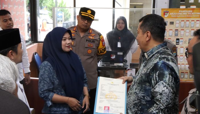 Wamen PANRB Apresiasi Inovasi Pelayanan Publik Polres Banjarbaru