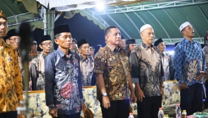 Wayang Kulit Semarakkan 49 Tahun Kedatangan Warga Transmigrasi di Batu Ampar