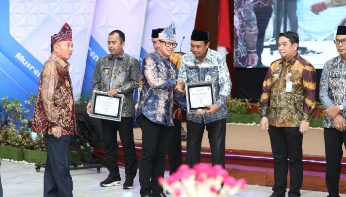Tanah Bumbu Raih Penghargaan RPJPD Terbaik Ketiga Nasional