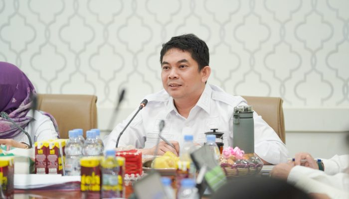 Bang Arul Lembur Dua Malam Demi Pangkas Pemborosan Anggaran