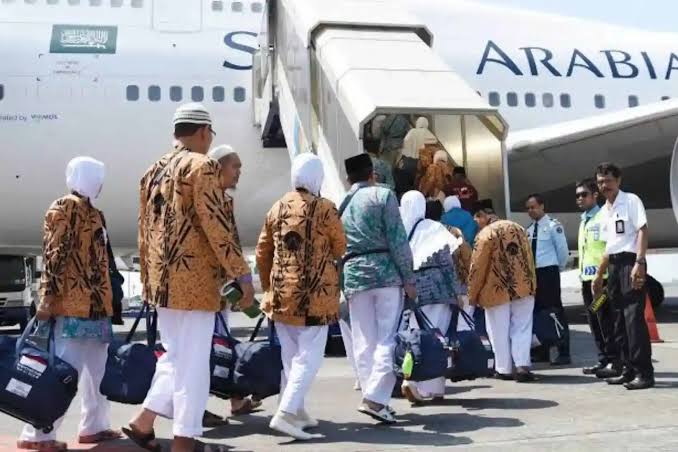Keberangkatan calon jamaah haji 2025 (Foto Istimewa).
