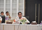 Pj Bupati Kapuas Pimpin Rapat Pengangkatan Tenaga Kontrak