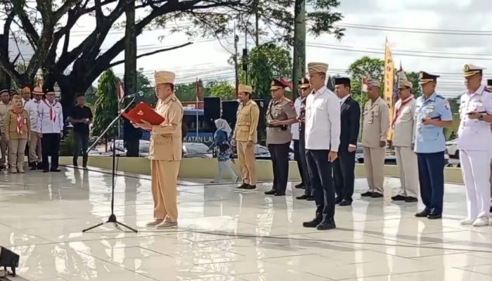 Gubernur Kalsel H. Muhidin Pimpin Ziarah ke Makam Pahlawan Nasional KH. Hasan Basri