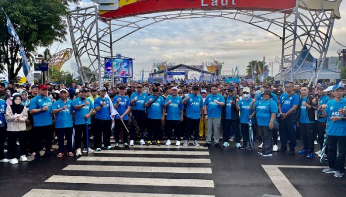 Ribuan Warga Padati Fun Walk “Kotabaru Hebat” di HUT ke-75