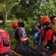 Tim SAR gabungan mengevakuasi jasad operator ekskavator Suparno dari Sungai Jupi, Kotabaru, Kamis (22/5/2025). (Dok. SAR Pos Kotabaru)