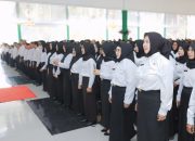 Bupati Tanah Bumbu Serahkan SK CPNS dan PPPK Formasi 2024