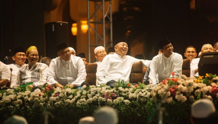 Gubernur Kalsel Hadiri Haul Ayah H. Isam di Tanah Bumbu