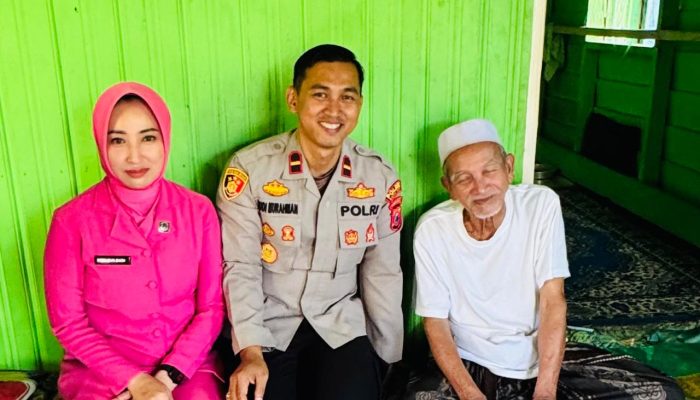 Kapolsek Kelumpang Selatan Sambangi Guru Mufron, Perkuat Sinergi Jaga Kamtibmas