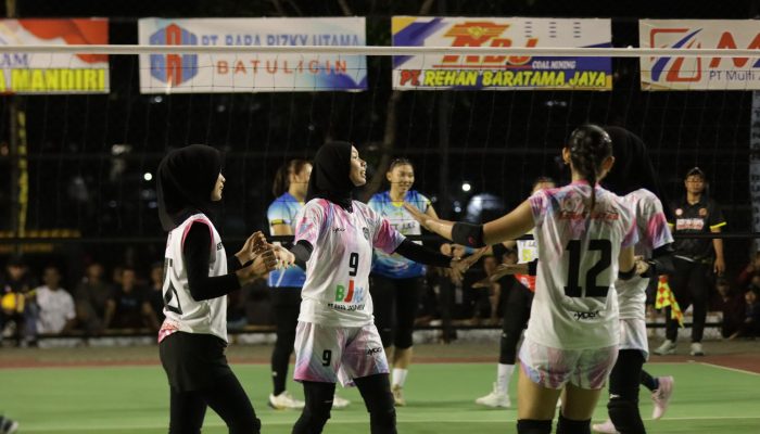 Turnamen Bola Voli Kapolres Tanah Bumbu Cup 2025 Semarak, Warga Padati Tribun