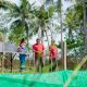 Warga Desa Sidamukti, Cilacap, menggerakkan kincir air bertenaga surya dalam program Bu Petra. Program ini memadukan pemberdayaan masyarakat dan pengelolaan limbah. (Dok. Pertamina Patra Niaga)
