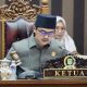 Ketua DPRD Tanah Bumbu Andrean Atma Maulani memimpin Rapat Paripurna bersama Wakil Ketua H. Hasanuddin, membahas perubahan KUA-PPAS 2025.