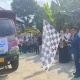 Bupati Murung Raya, Perdie Heriyus, secara simbolis meluncurkan penyaluran bantuan pangan beras untuk 3.975 keluarga di halaman Gudang Bulog Puruk Cahu, Rabu (23/7/2025).