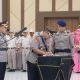 Kapolda Kalsel Irjen Pol Rosyanto Yudha Hermawan memimpin upacara sertijab tiga pejabat utama Polda Kalsel di Auditorium Polda Kalsel, Banjarbaru, Kamis (3/7/2025). (Foto: Humas Polda Kalsel)