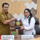 Bupati Pulang Pisau H. Ahmad Rifa’i dan Rektor IAKN Palangka Raya Telhalia M. Th, D.Th. menandatangani Nota Kesepahaman Tri Dharma Perguruan Tinggi di Ruang Rapat Bupati, Senin (7/7/2025). (Foto: Humas Pemkab Pulang Pisau)