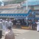 Wakil Bupati Kotabaru Syairi Mukhlis melepas peserta Pawai Gema Muharram 1447 H di depan Gerbang Taman Siring Laut, Minggu (20/7/2025).