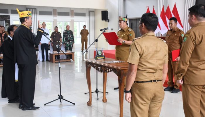 Wakili Bupati Pulang Pisau, Wabup Ahmad Jayadikarta Lantik Damang Kahayan Hilir 2025–2031